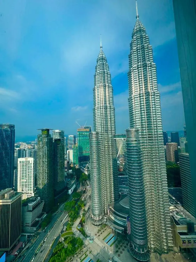 Tropicana The Residence, Klcc By Sky Pool Kuala Lumpur Malaysia